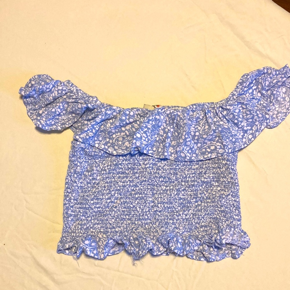 Floral print off shoulder crop top